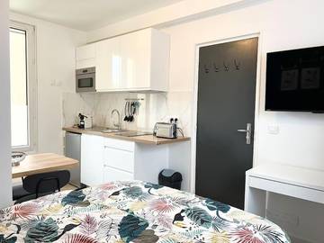 Gîte pour 2 personnes, avec jardin et vue à Bagneux
