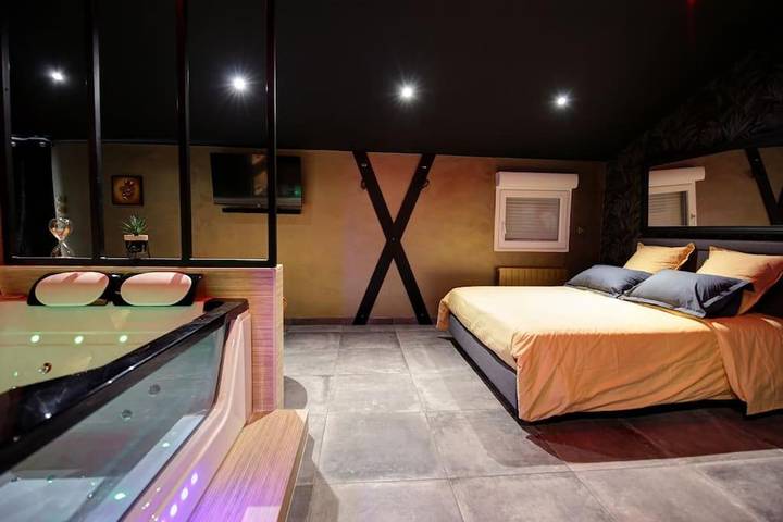 Appartement de vacances pour 2 personnes, avec Jacuzzi ainsi que Terrasse et Sauna