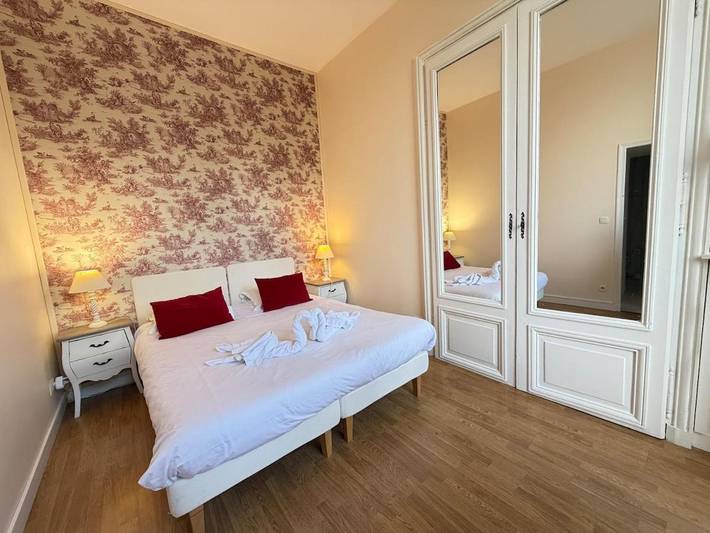 Gîte pour 2 personnes, avec jardin à Monchy-Humières