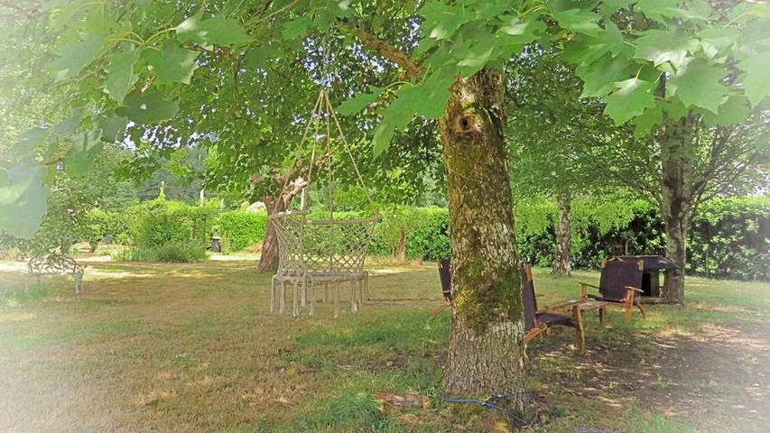 Location de vacances pour 7 personnes, avec terrasse et vue à Gensac - 4
