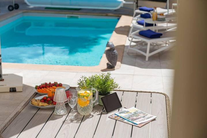 Finca mit hund für 8 Personen, mit Balkon und Terrasse sowie Garten und Pool in Playa de Muro - 2