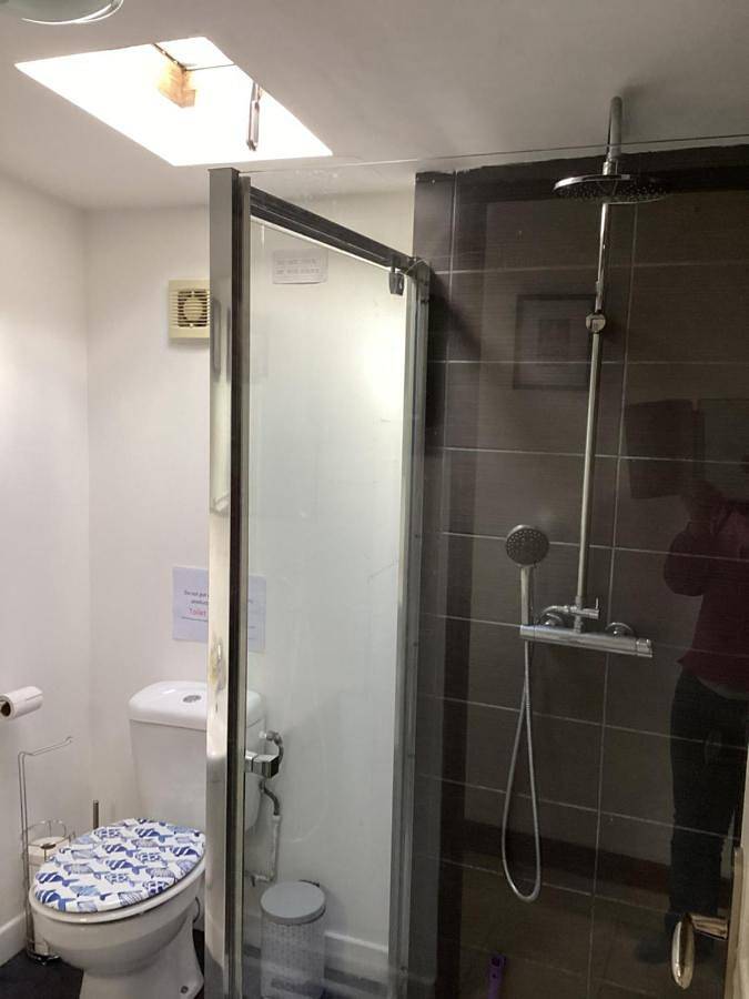 Gîte pour 4 personnes, avec piscine ainsi que jardin et jacuzzi à Pageas - 3