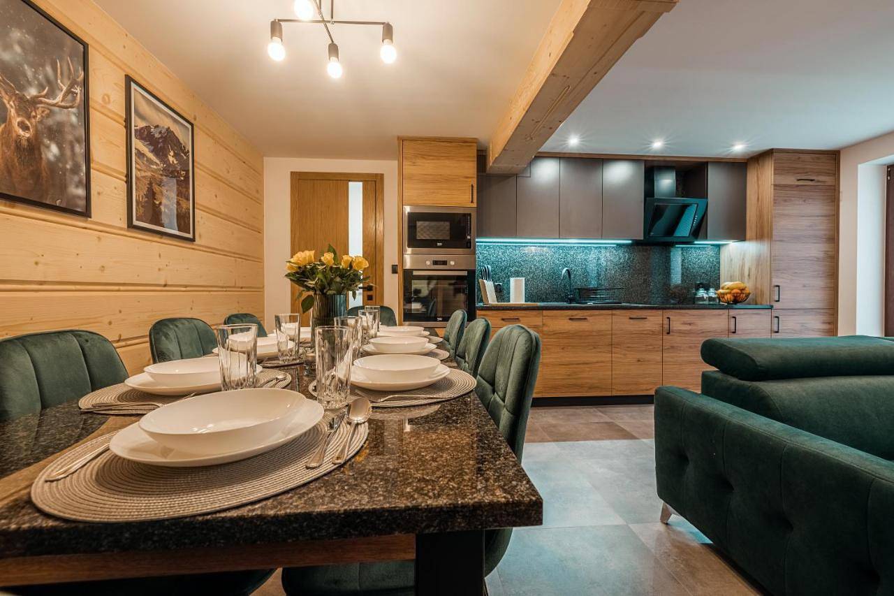 Cały apartament, Two-Bedroom Deluxe Apartment in Leśnica, Karpaty (Polska)