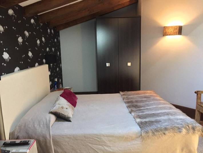 Hotel para 2 personas, con jardín y jacuzzi, Se admiten mascotas en Las Merindades - 4