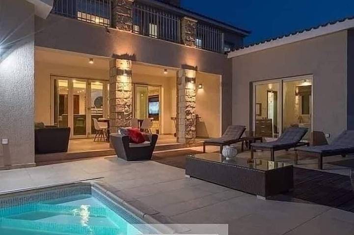Villa pour 12 personnes, avec jacuzzi, animaux acceptés - 1