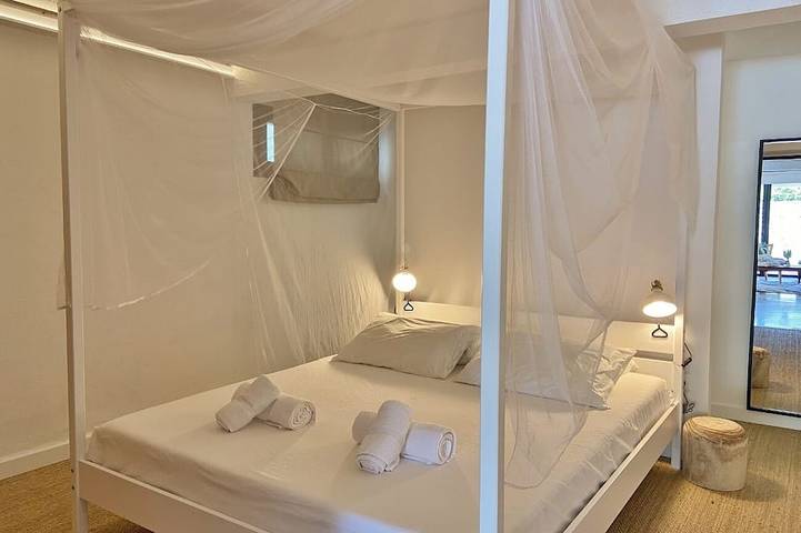 Location de vacances pour 10 personnes, avec terrasse ainsi que jacuzzi et jardin dans Plage de Boucan Canot - 4