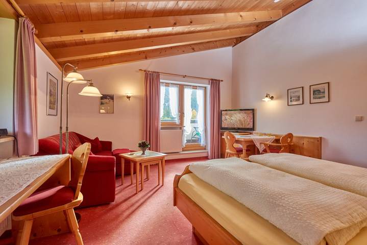 Ferienwohnung für 3 Personen, mit Sauna und Garten, kinderfreundlich in Reit im Winkl - 4