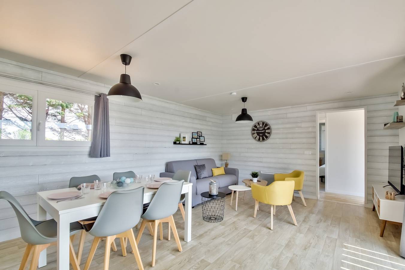 Chalet pour 8 dans résidence avec piscine chauffée in Bretignolles-sur-Mer, Vallée de la Loire