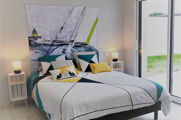 Location de vacances pour 8 personnes, avec jacuzzi et jardin dans Plage de Tréompan - 2