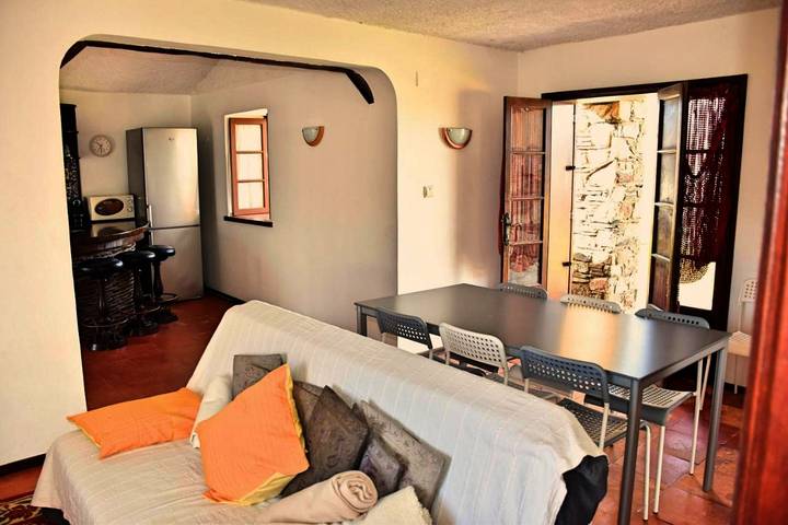 Location de vacances pour 6 personnes, avec Terrasse et Jardin ainsi que Piscine et Vue dans Marinhas - 4
