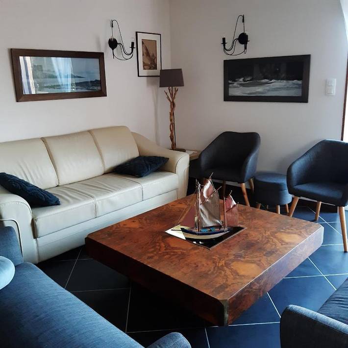 Cottage pour 8 personnes, avec piscine et jardin à Tréguennec