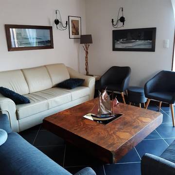 Cottage pour 8 personnes, avec piscine et jardin à Tréguennec
