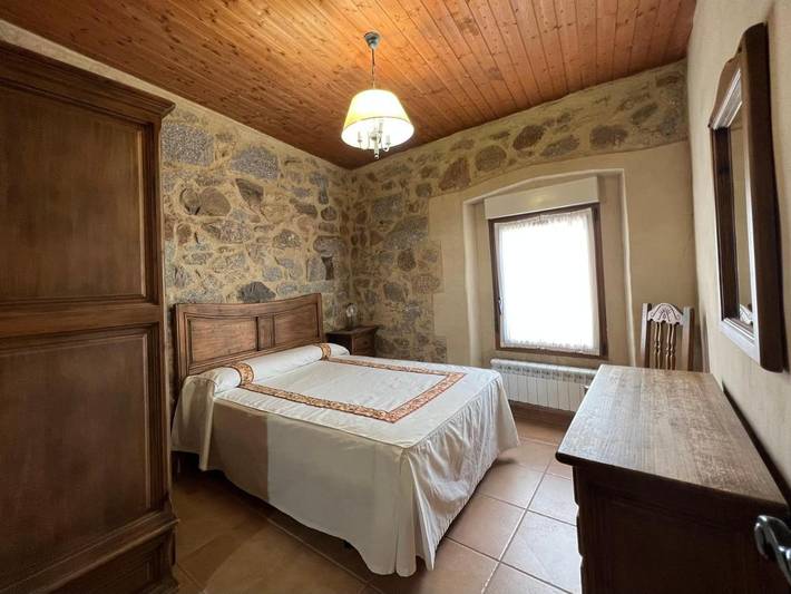 Casa rural para 5 personas, con Terraza y Piscina en Narrillos de San Leonardo - 2