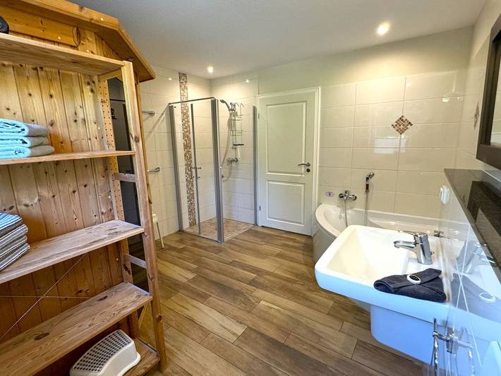 Ferienhaus für 6 Personen, mit Sauna und Whirlpool sowie Garten, kinderfreundlich in Kabelhorst - 4