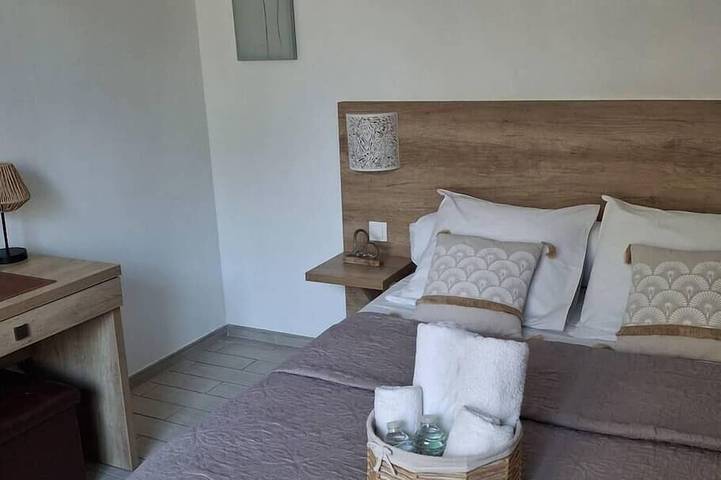 Gîte pour 4 personnes à Port-Saint-Louis-du-Rhône - 4