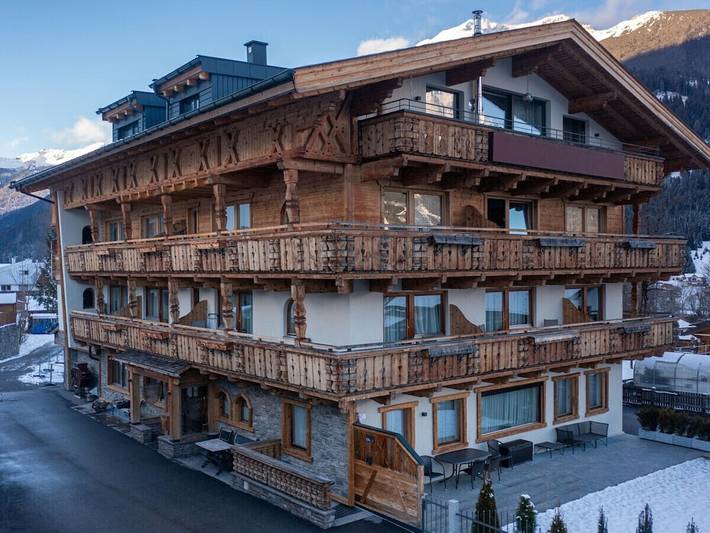 Wohnung in Lermoos mit Balkon und Parken in Lechtaler Alpen, Lermoos
