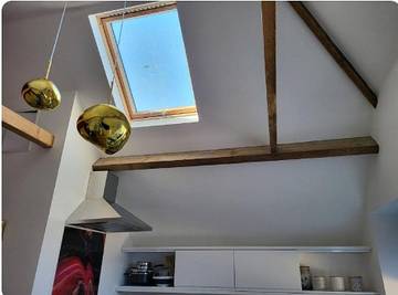 Vacation Rental for 8 Guests in Wiltshire, South West England, Picture 4