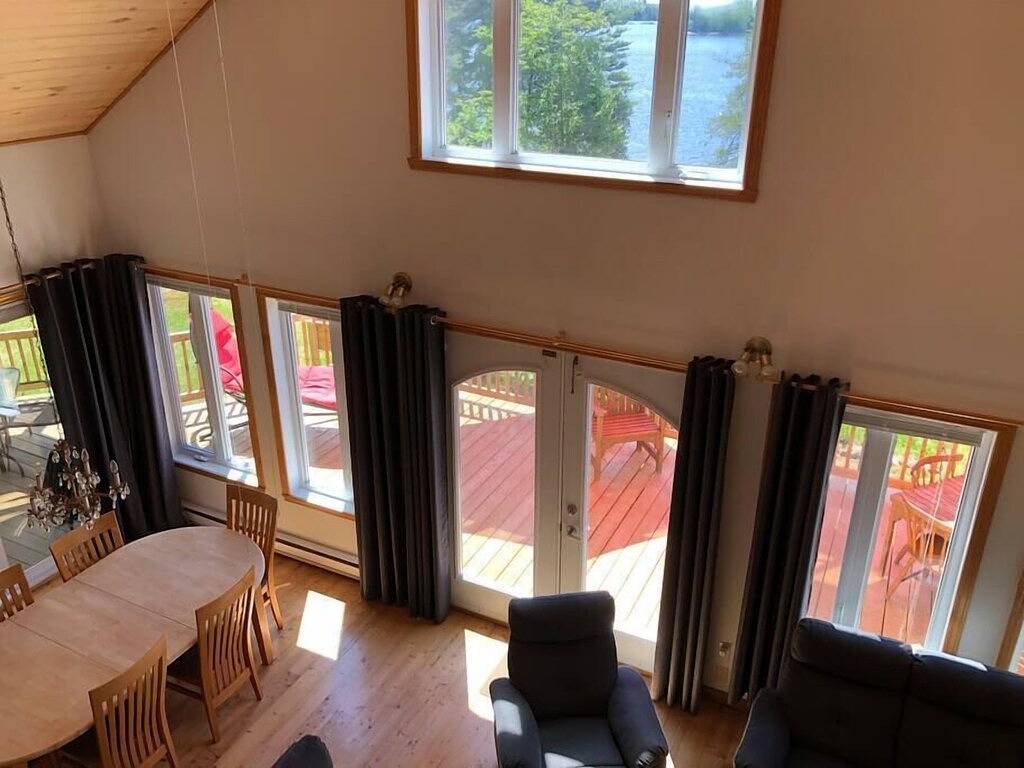 Chalet avec spa au bord du Lac-Saint-Jean #306268 in Saguenay–Lac-Saint-Jean