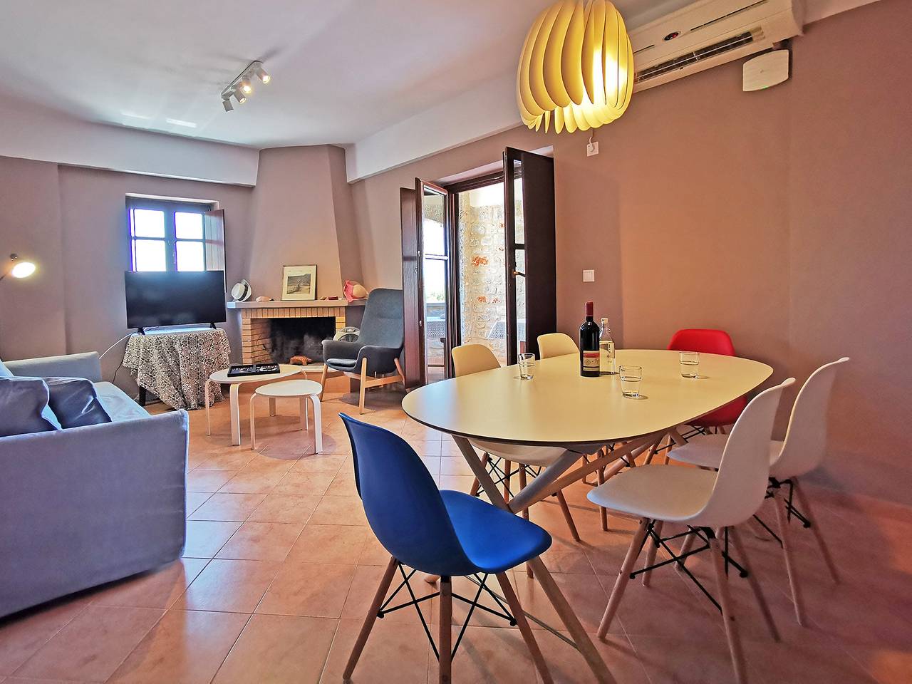 Anaroussa Diros Maisonette in Triantafillia, Pyrgos Dirou