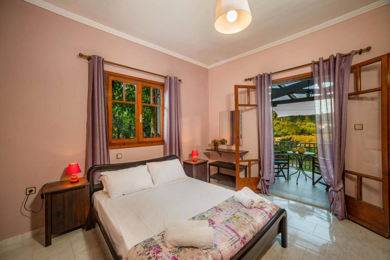Villa with Private Pool in Βανάτο, Ζάκυνθο