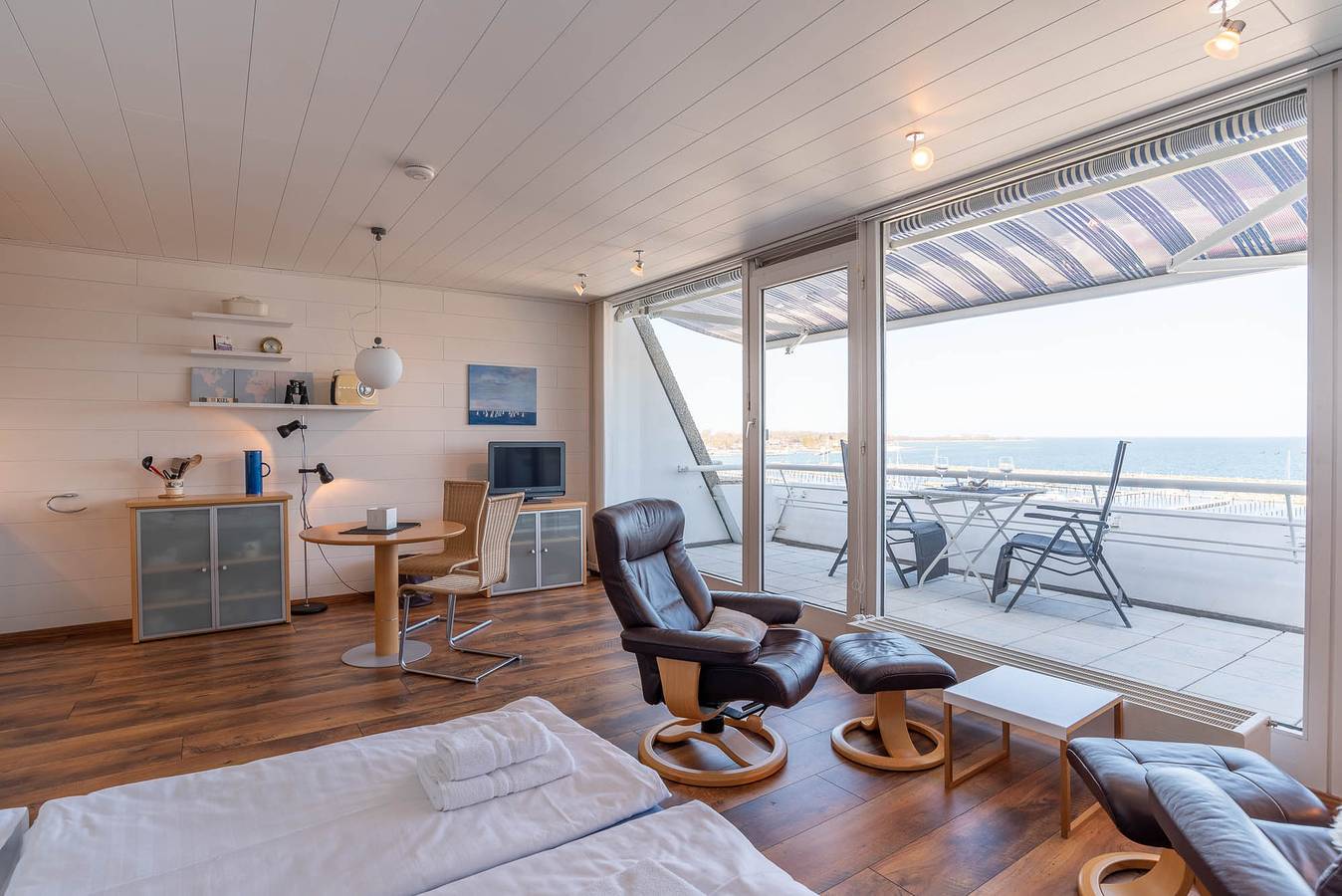 Ganze Ferienwohnung, Hafen & Strand in Kieler Förde, Kiel