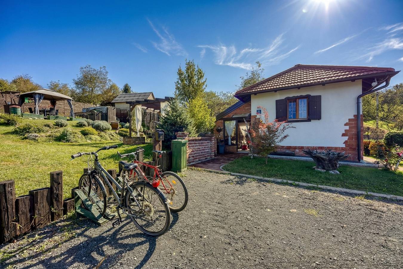 Romantic Haven with Hot Tub in Varazdin