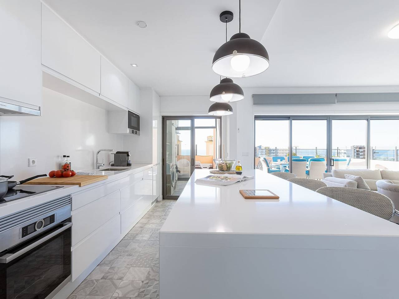 Entire apartment, Dream penthouse in Praia da Rocha, air conditioning, pools and tennis court in Praia da Rocha, Portimão