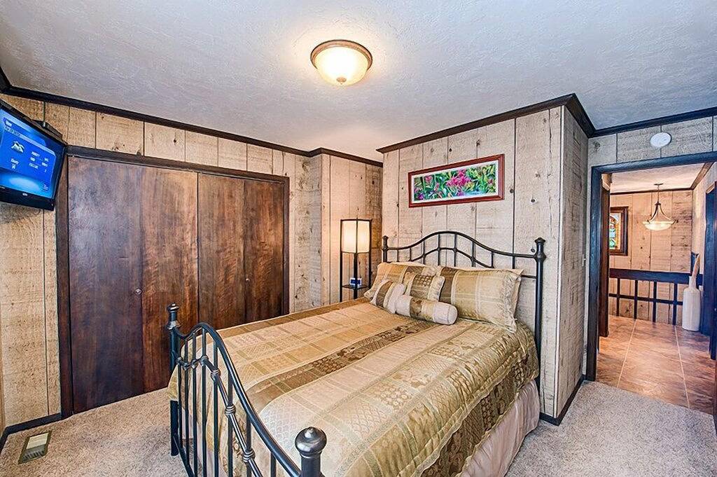 Luxuriöse Vermietung neben dem Yellowstone Park. In der Nähe der Innenstadt. in West Yellowstone, Custer Gallatin Nationalwald