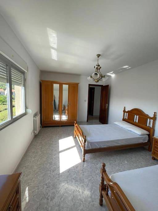 Location de vacances pour 18 personnes, avec jardin et vue à Carnota - 4