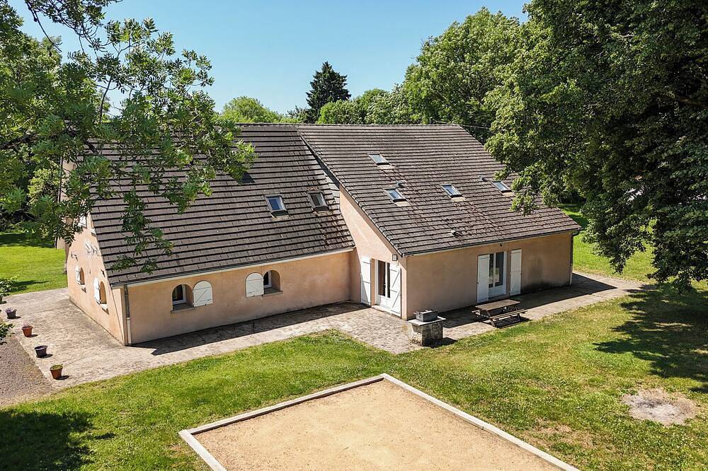 Außergewöhnliche Haus Gruppe komfortabel in Avèze, Zentralmassiv