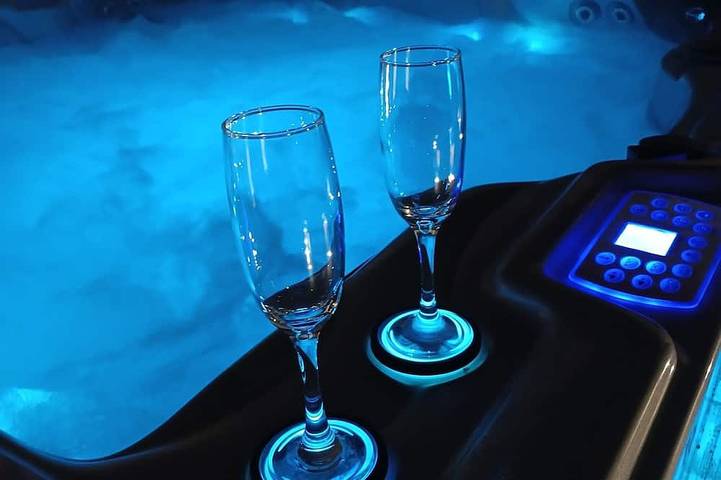 Location de vacances pour 6 personnes, avec jacuzzi dans Joganville