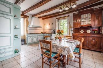 Villa pour 4 Personnes dans Frayssinet-le-Gélat, Quercy, Photo 3