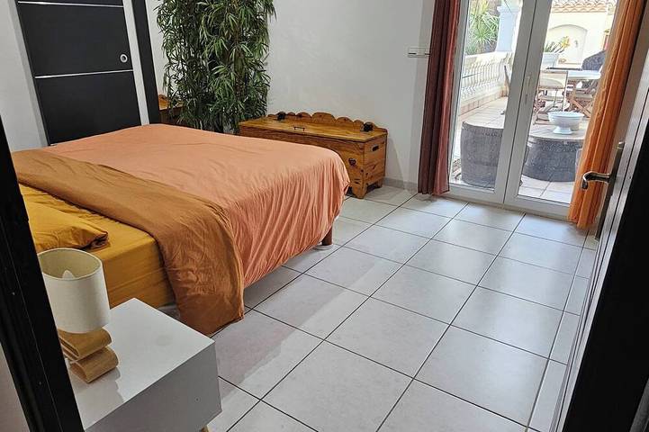 Location de vacances pour 6 personnes, avec jardin ainsi que terrasse et jacuzzi à Fabrègues - 3