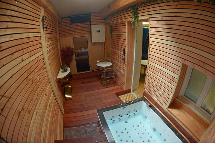 Gîte pour 2 personnes, avec jacuzzi et sauna à Duras - 2