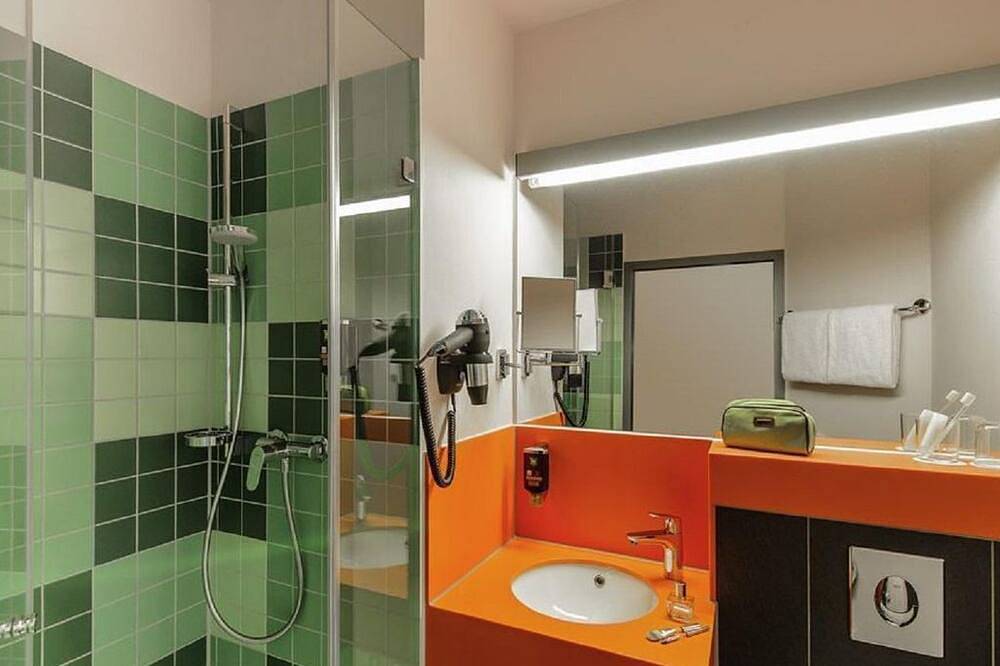 Doppelzimmer Dusche/Wc - Hotel ibis Styles Speyer in Speyer, Rheinebene