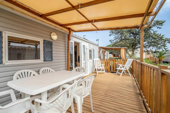 Camping pour 5 personnes, avec bassin pour enfant dans l' Aude - 3