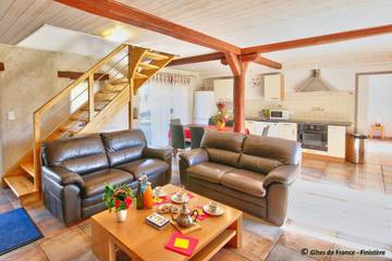 Gîte pour 6 personnes, avec jardin et terrasse, animaux acceptés à Peumerit