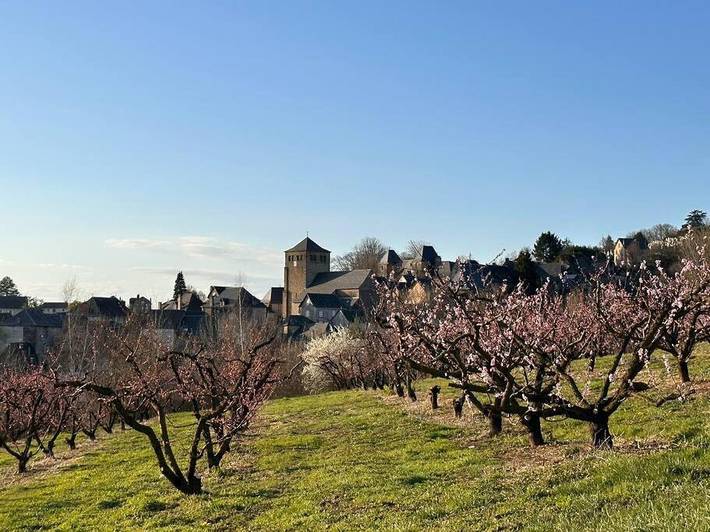 Gîte pour 5 personnes, avec vue à Voutezac