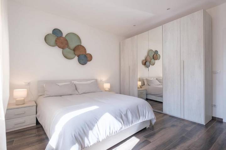 Alojamiento y desayuno para 2 personas, con balcón en Bolonia