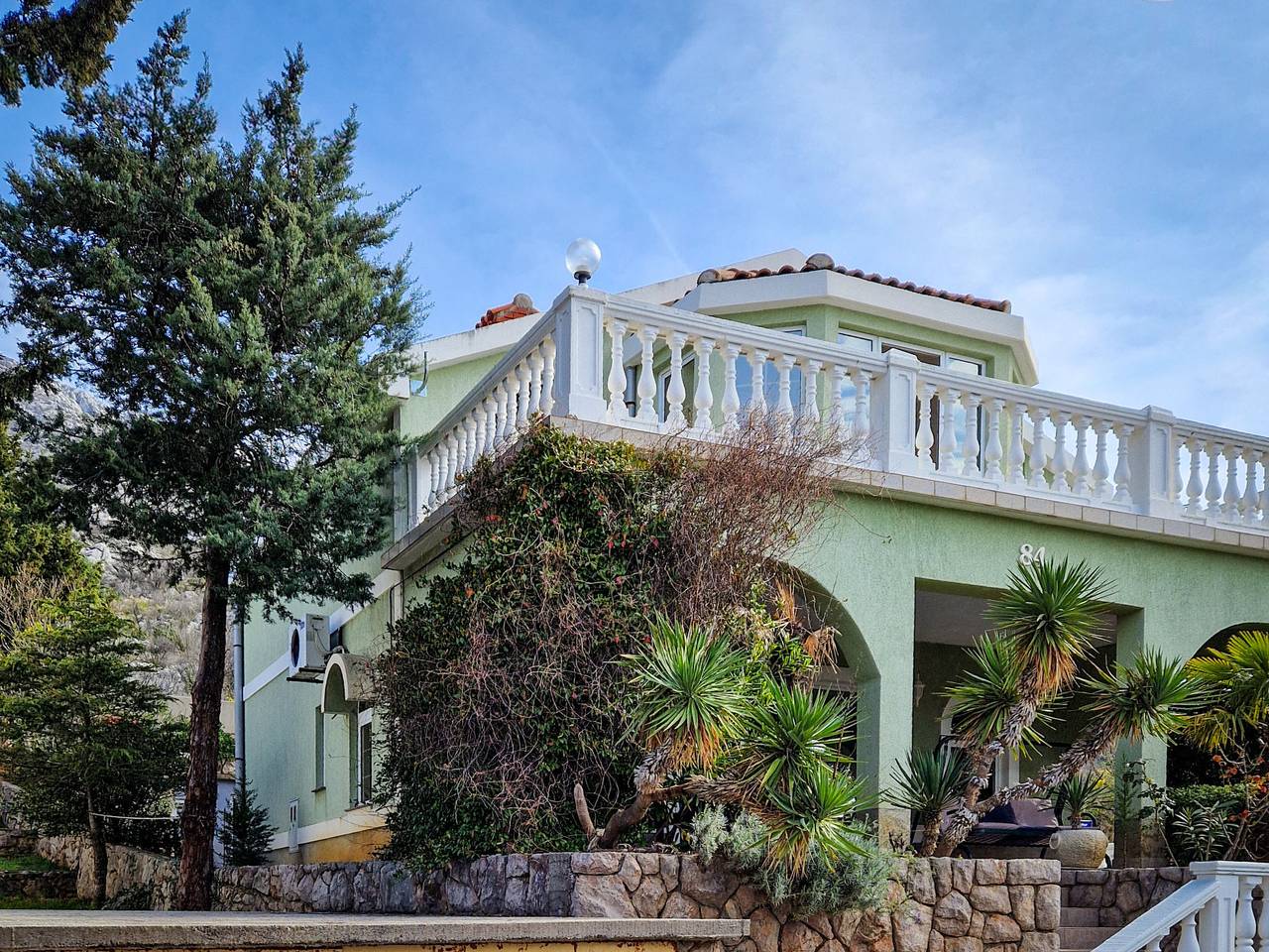 Alma in Cesarica, Naturpark Velebit