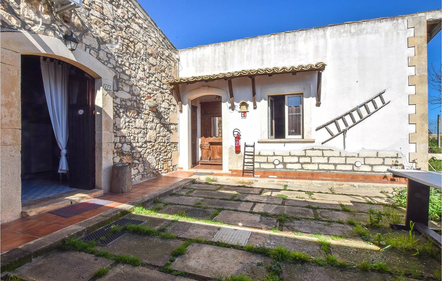 Appartamento di 160 mq a bordo piscina: A/C, WiFi e cucina in Cassibile, Siracusa