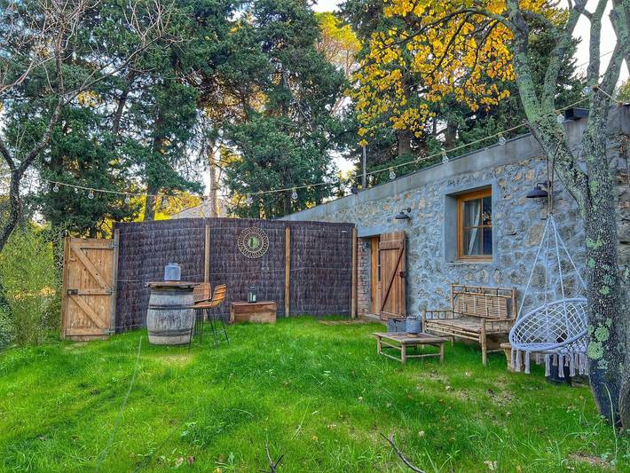 Ferienhaus für 2 Personen, mit Whirlpool und Garten