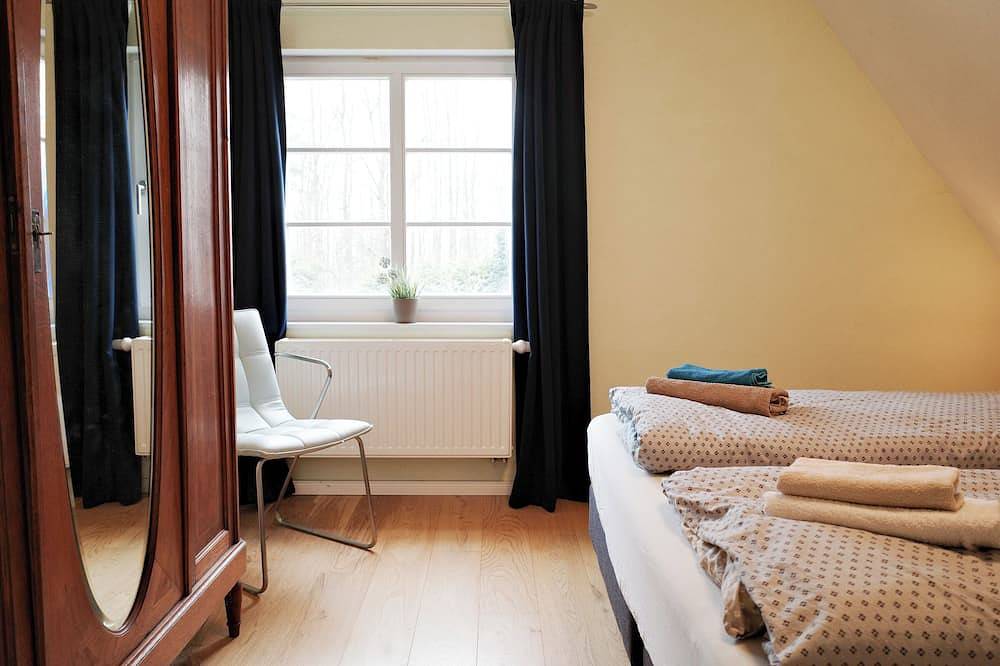 Ganze Wohnung, Mit Kamin & Balkon – Rückzugsort unter den Baumkronen in Quedlinburg, Harzvorland