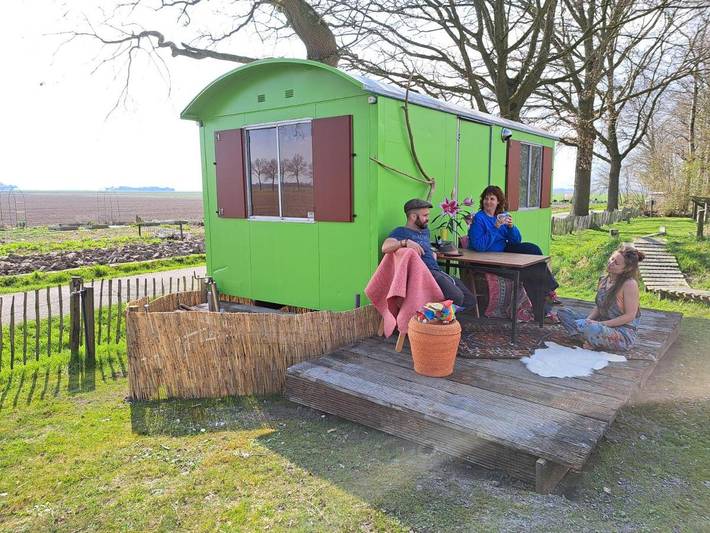 Camping voor 2 personen, met uitzicht en terras in IJsselmeer