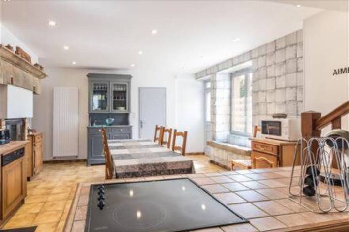 Gîte pour 8 personnes, avec Terrasse et Jardin