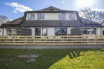 Ferienwohnung für 4 Personen, mit Garten und Terrasse in De Waal