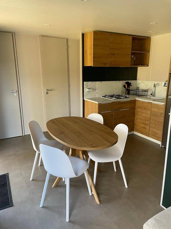 Parc de vacances pour 4 personnes, avec jardin et terrasse, animaux acceptés en Auvergne - 4