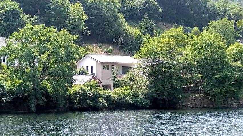 Ferienhaus für 4 Personen, mit Ausblick und Terrasse sowie Sauna in Heimbach