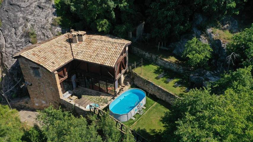 Casa rural para 11 personas, con piscina además de jacuzzi y jardín en Provincia de Huesca - 2