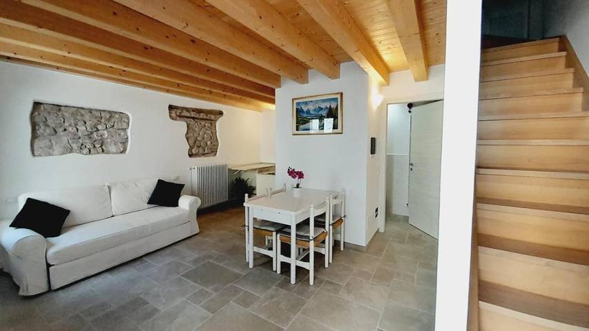 Ferienwohnung für 5 Personen, mit Balkon und Terrasse